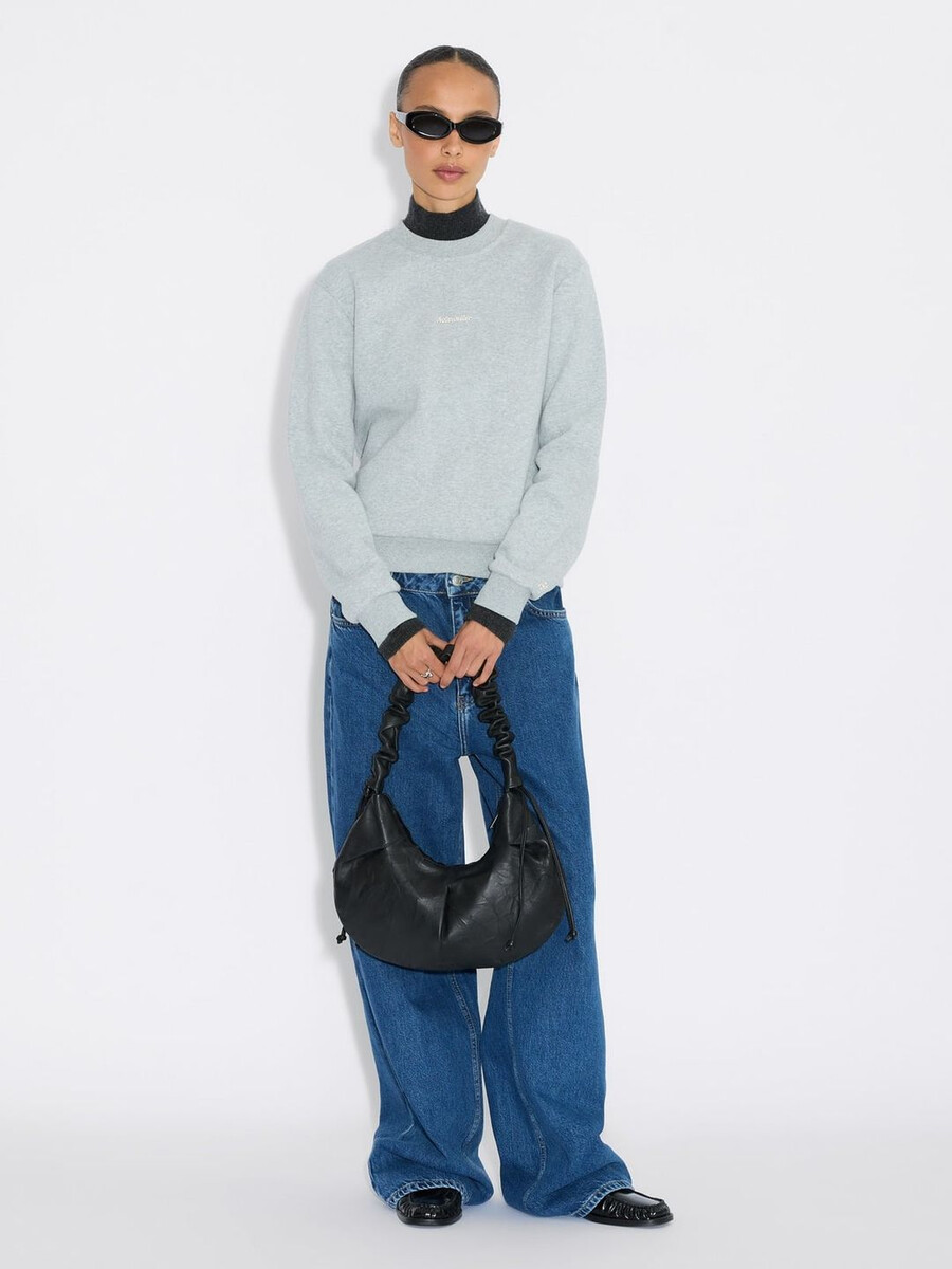 borsa a bozzolo in pelle morbida leni